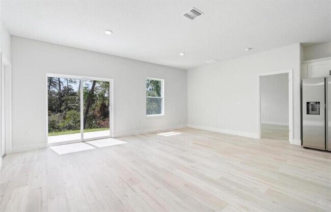 Building Photo - 2660 SW 162nd Street Rd