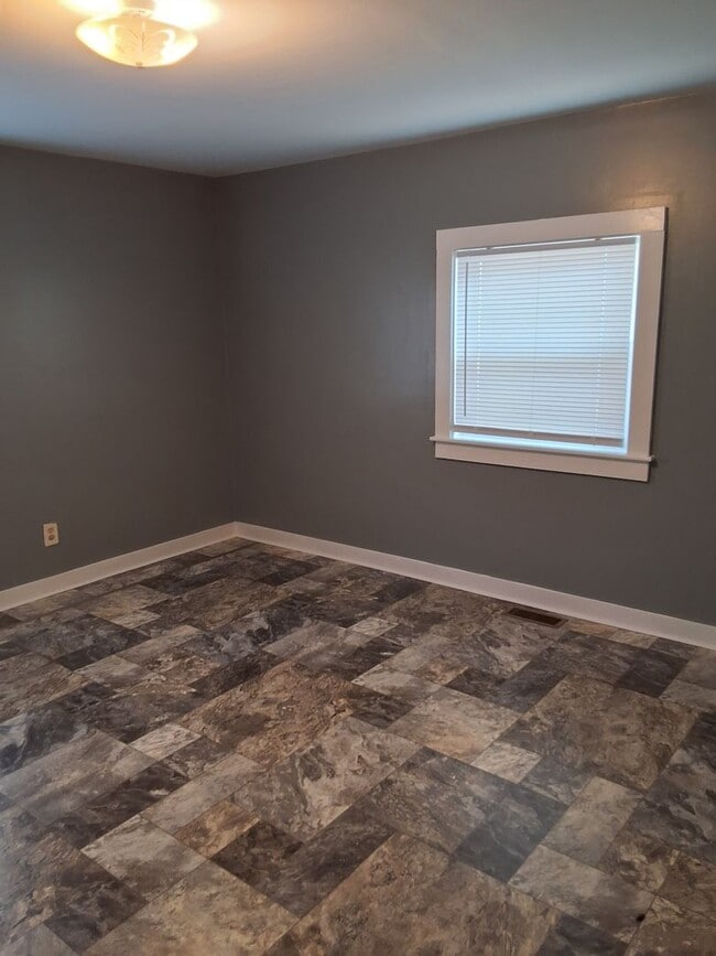 Building Photo - Single family home in Morehead City