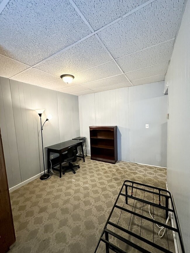 Building Photo - 12 Marshall St