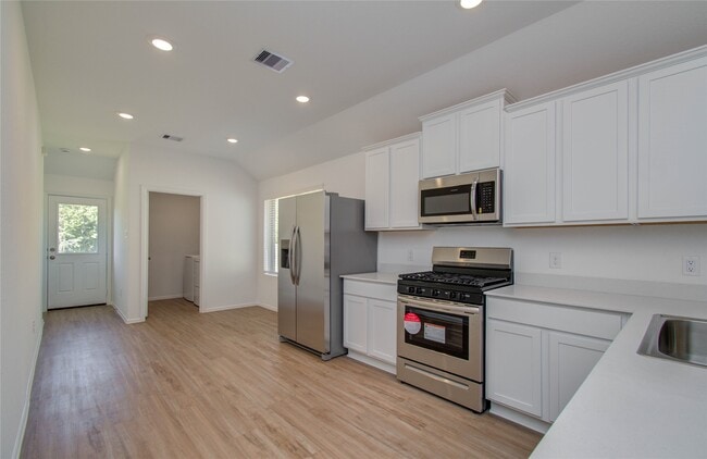 Building Photo - 24035 Priano Frst Dr