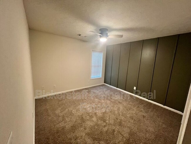 Building Photo - 3007 Nancy Dr