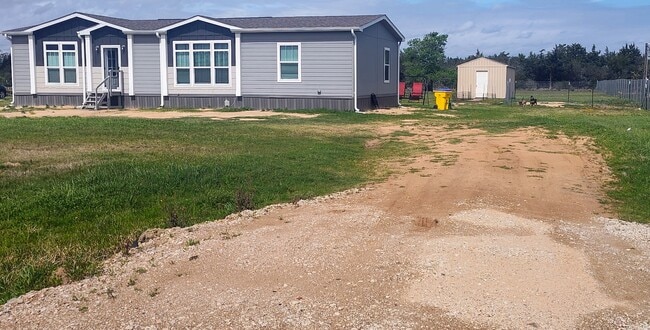 Building Photo - 1093 Anna Ln