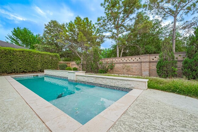 Building Photo - 25307 Oakton Springs Dr