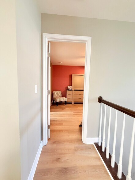 Building Photo - 550 Callandale Ln