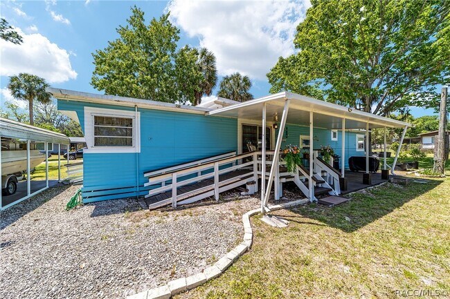 Building Photo - 19171 SE 136th Ct