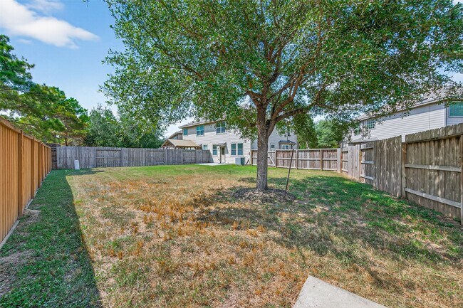 Building Photo - 24670 Folkstone Cir