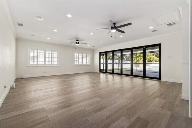 Building Photo - 5009 W Neptune Way