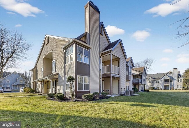 Building Photo - 133 Andover Pl