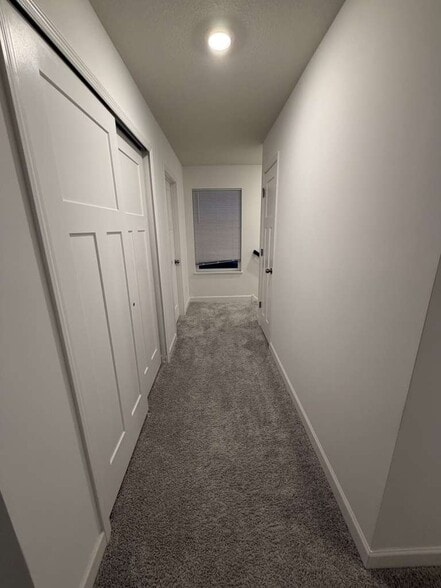 Building Photo - 10604 Heron Ave S