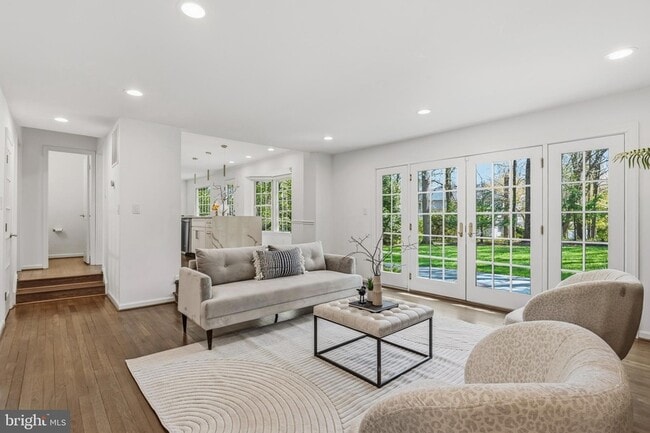 Building Photo - 9312 Sprinklewood Ln