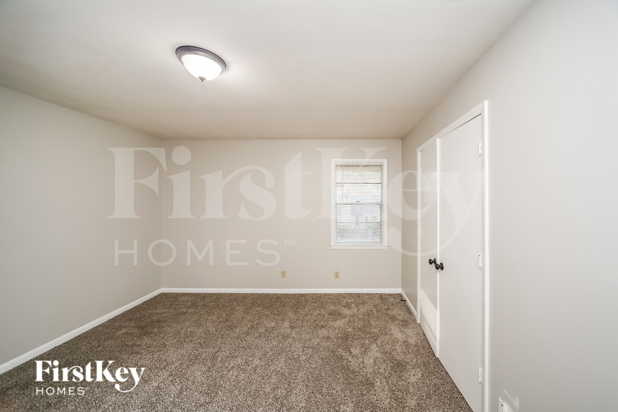 Building Photo - 1736 Borden Dr