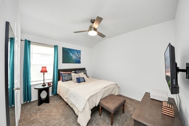 Building Photo - 403 Blanco Ln