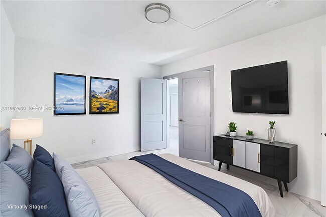 Building Photo - 3601 SW 2nd St