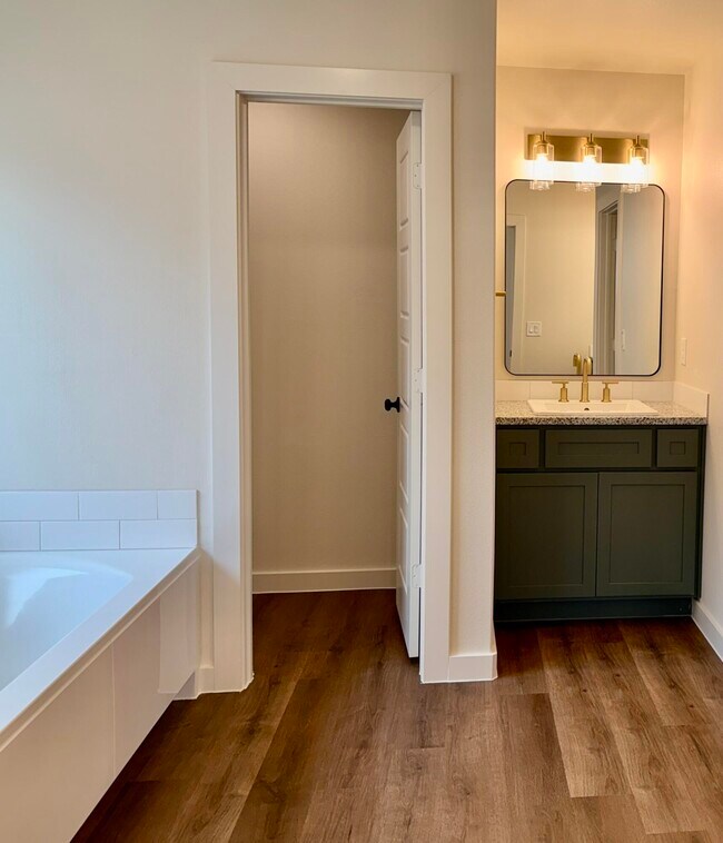 Building Photo - 7007 16th St