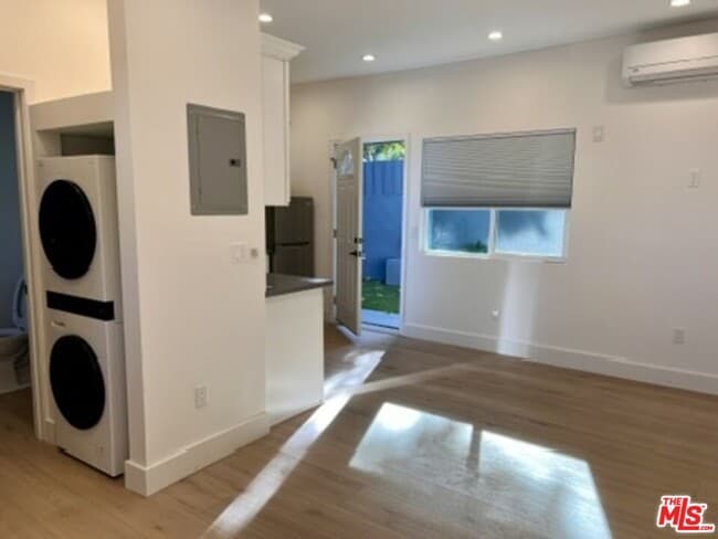 Building Photo - 13421 Zanja St