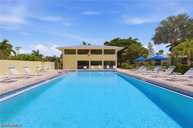 Building Photo - 28161 Pine Haven Way