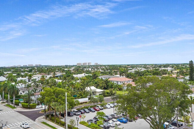 Building Photo - 155 E Boca Raton Rd