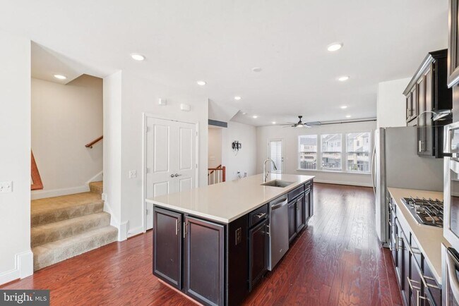 Building Photo - 17258 Herring Gull Ln