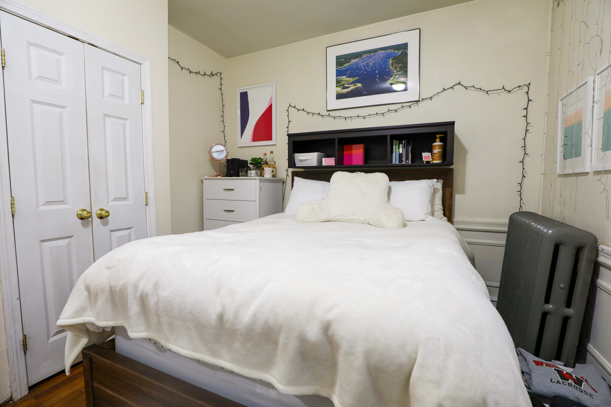 Building Photo - 322 St Paul St