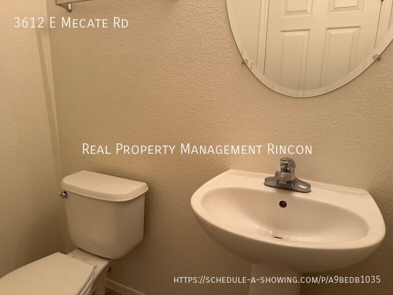 Building Photo - 3612 E Mecate Rd