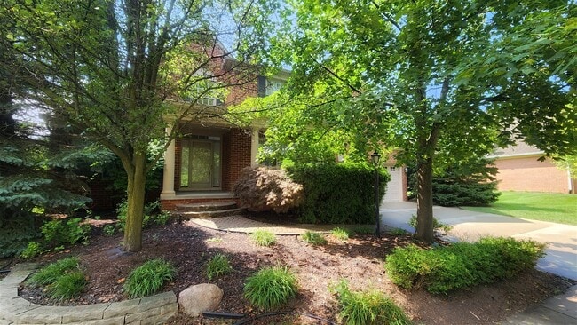 Building Photo - 29157 Hemingway Dr