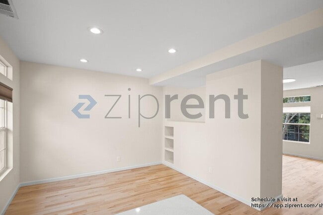 Building Photo - 3583 Madison Common