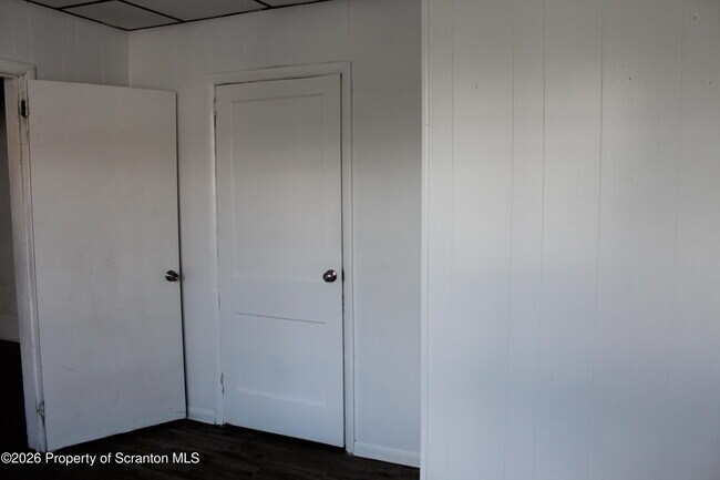 Building Photo - 61 Fallbrook St