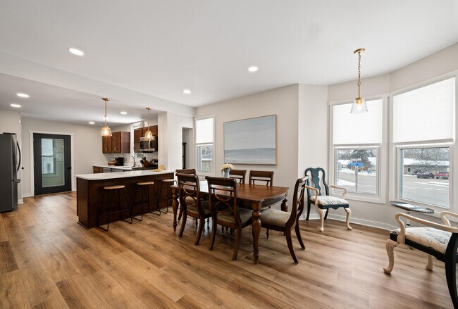 Building Photo - 80 W Geneva St