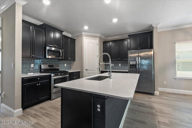 Building Photo - 345 Rivercliff Trl