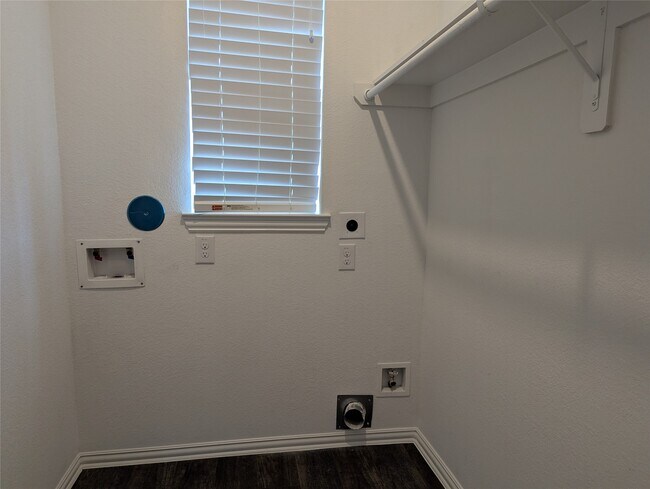 Building Photo - 10503 Dolce Ln