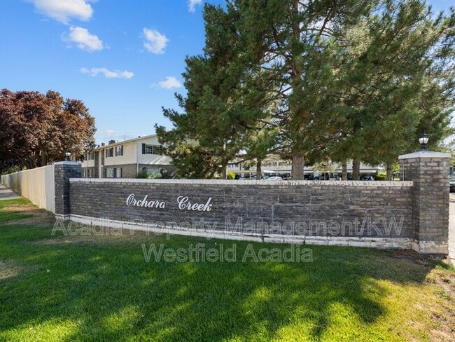Building Photo - 100 E 600 S