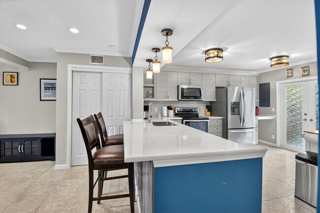 Building Photo - 732 Rider Rd