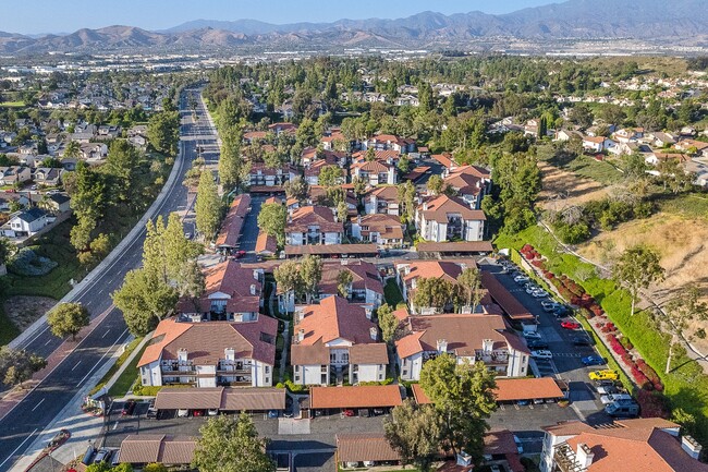 Building Photo - Ridgecrest Apartments