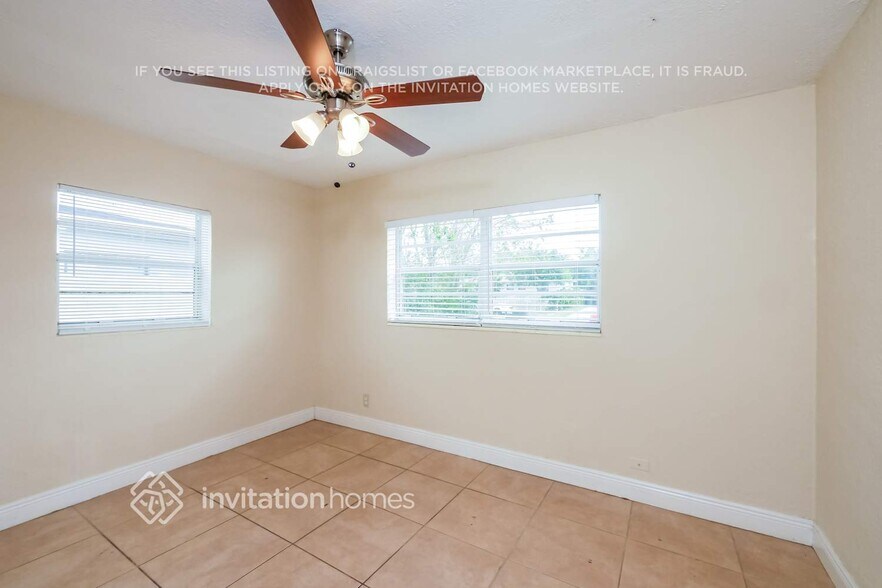 Building Photo - 931 Arizona Ave