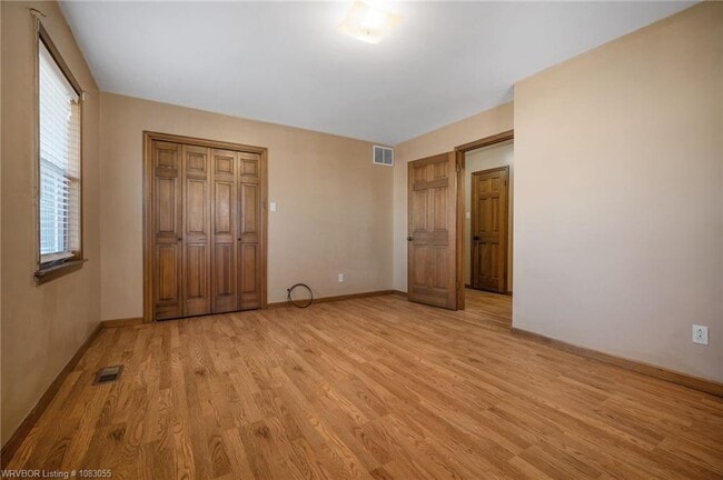 Building Photo - 6014 Park Ave
