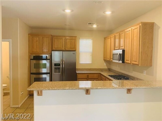 Building Photo - 5506 Spiceberry Dr