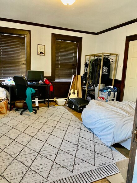 Building Photo - 5262 Beeler St