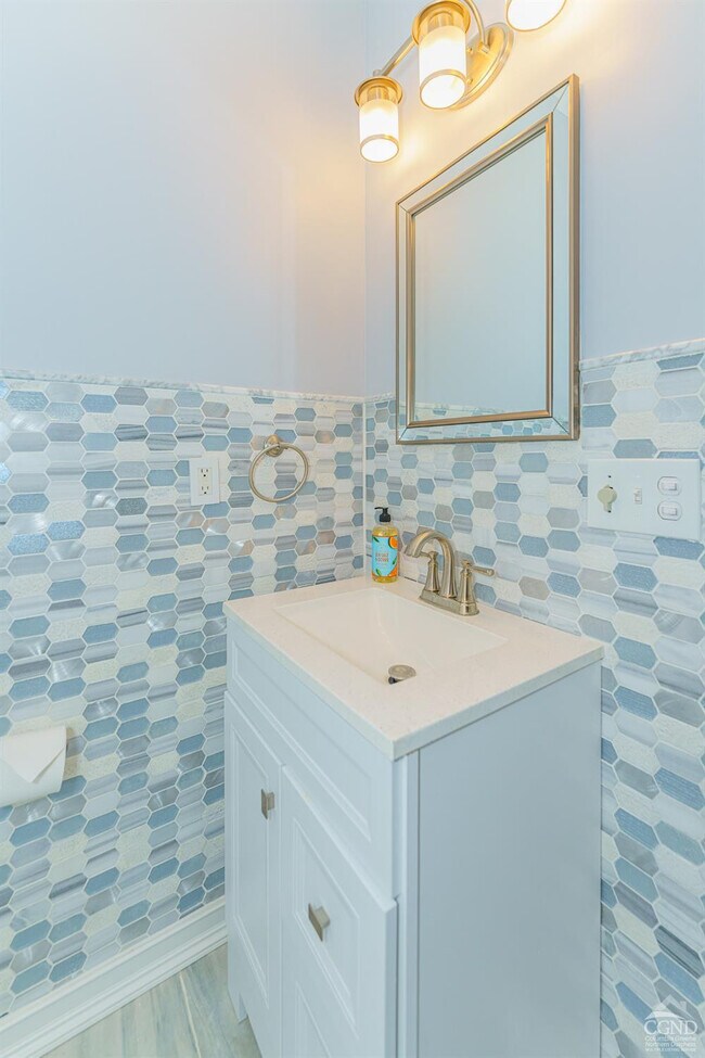 Building Photo - 105 McNamee Rd