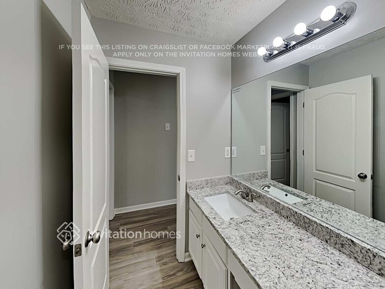 Building Photo - 202 Crape Myrtle Way