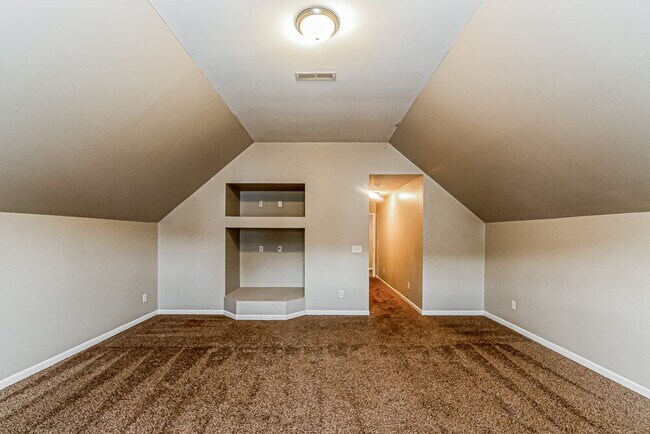 Building Photo - 1017 Early Rise St