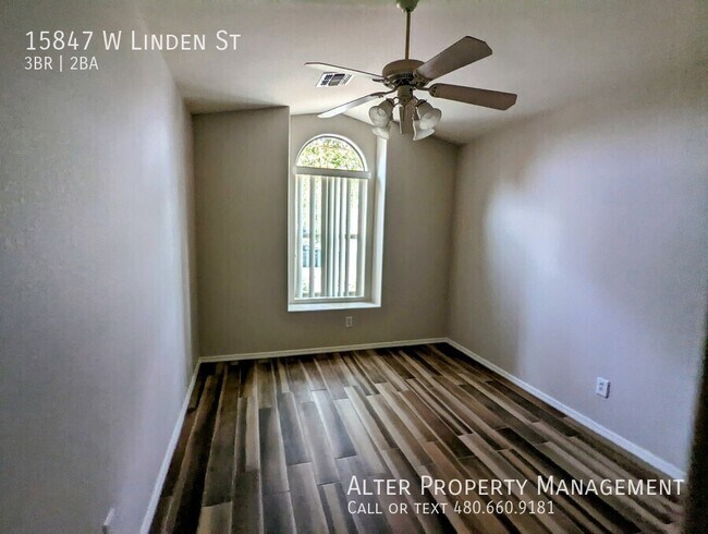 Building Photo - 15847 W Linden St