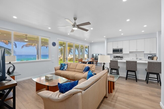 Building Photo - Furnished Luxury Ocean Front Estate in Waianae with Old Hawaii rural setting- 3/5 Luxury, 2 story...