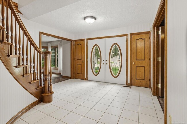 Building Photo - 14450 Knightsbridge Dr
