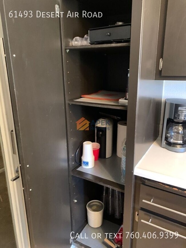 Building Photo - 61493 Desert Air Rd