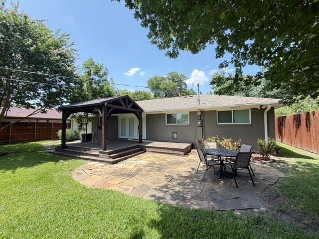 Building Photo - 3158 Newcastle Dr