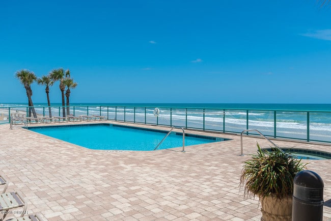 Building Photo - 2055 S Atlantic Ave