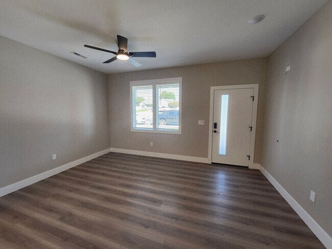 Building Photo - 5312we