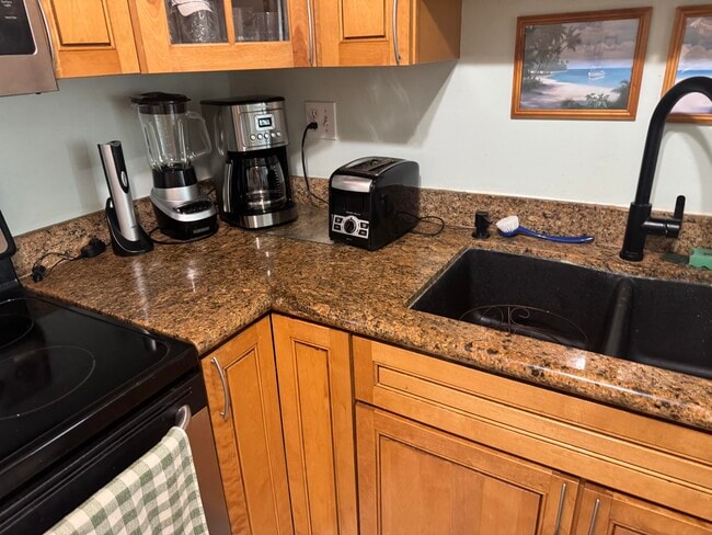 Building Photo - 1217 Sombrero Blvd