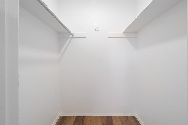 Building Photo - 3401 Willowrun Cove