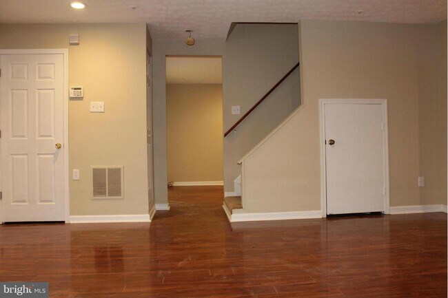 Building Photo - 4832 Brookstone Terrace
